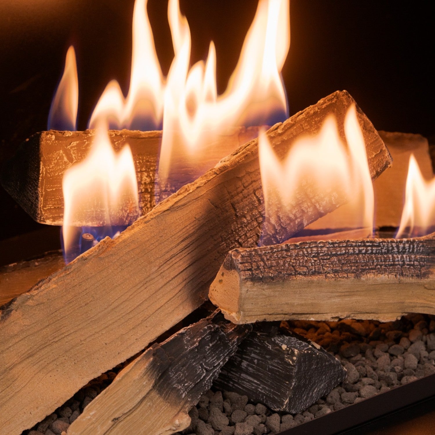 Planika FLA4 990 Logs – Remote Controlled Bioethanol Burner with Realistic Log Flames