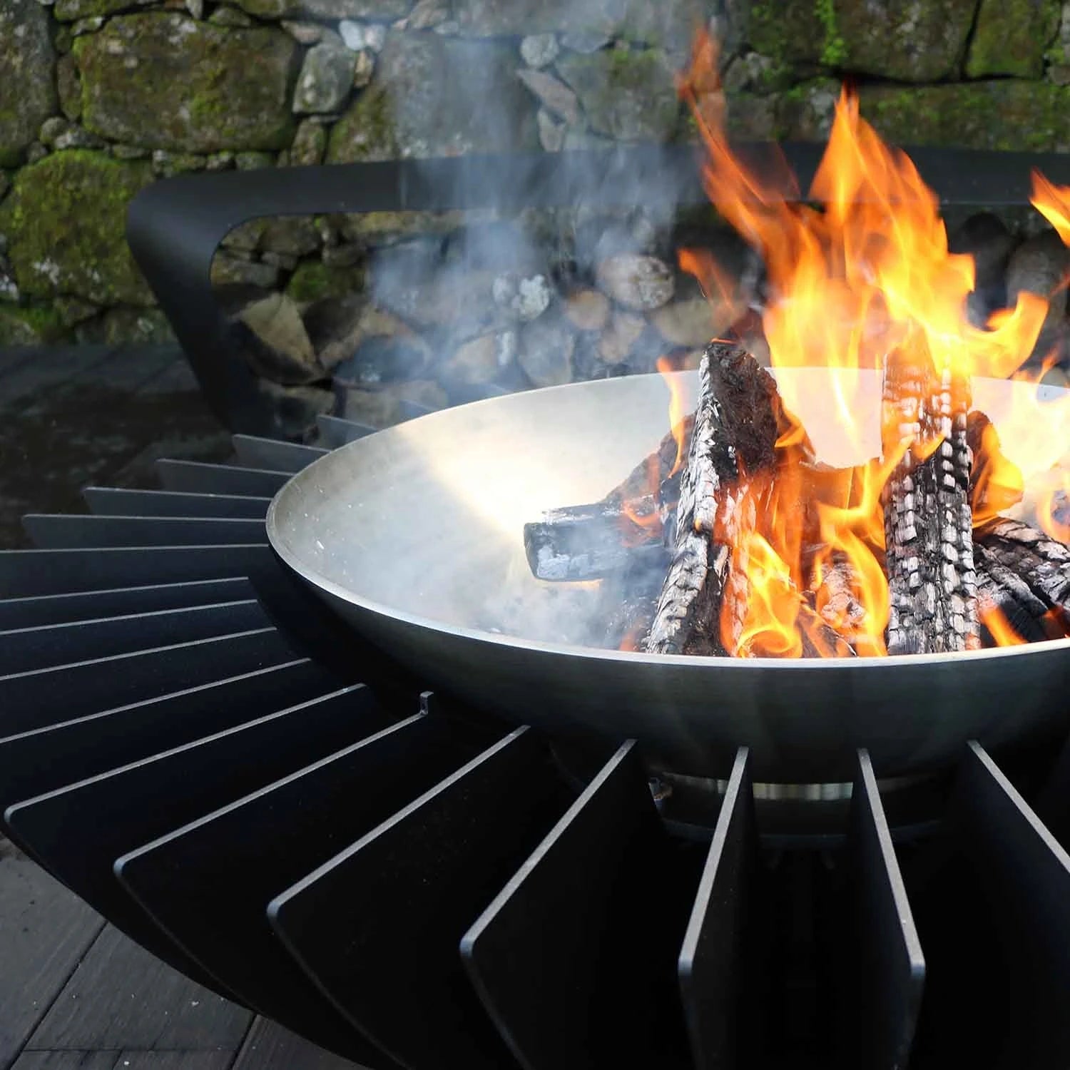 Cosmo Fire Pit - Black Metallic GlammFire